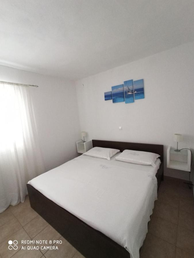 Apartament Boni02 Gdinj